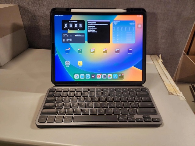 Logitech MX Keys Mini Bluetooth Keyboard for iPad