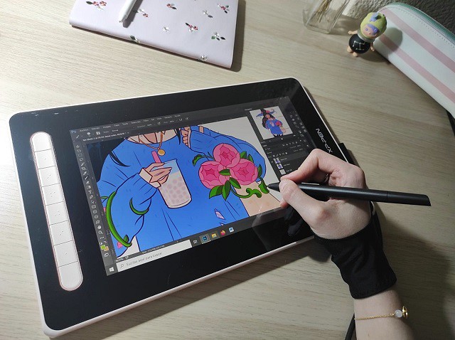 XP-Pen Artist 12 (2nd Gen) display graphic tablet for Gimp and Krita