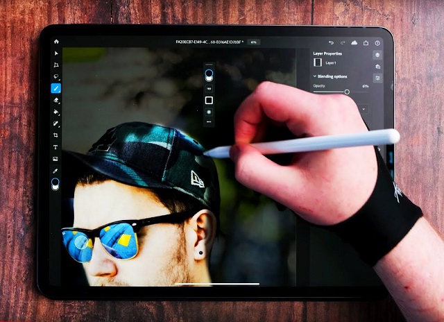 iPad Pro tablet for Photoshop